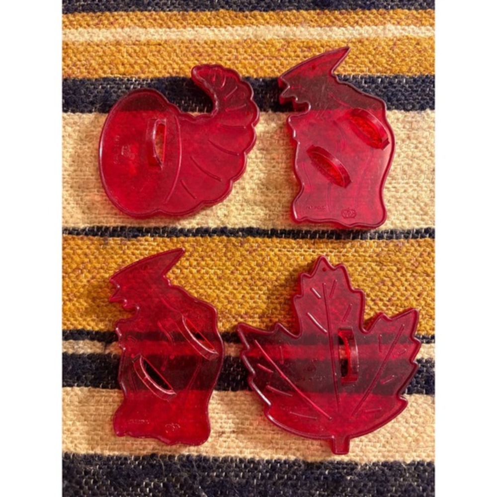 Vintage Hallmark Thanksgiving Cookie Cutters Red Plastic Set‎ of 4 USA Made